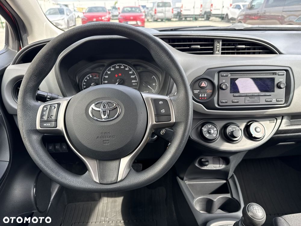 Toyota Yaris - 11