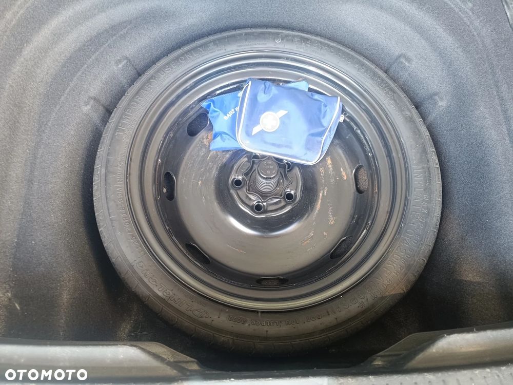Volkswagen Golf 2.0 TDI Life - 17