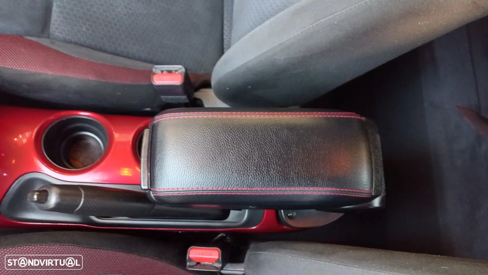 Nissan Juke 1.5 dCi N-Connecta P.Ext.1 Detroit Red - 15