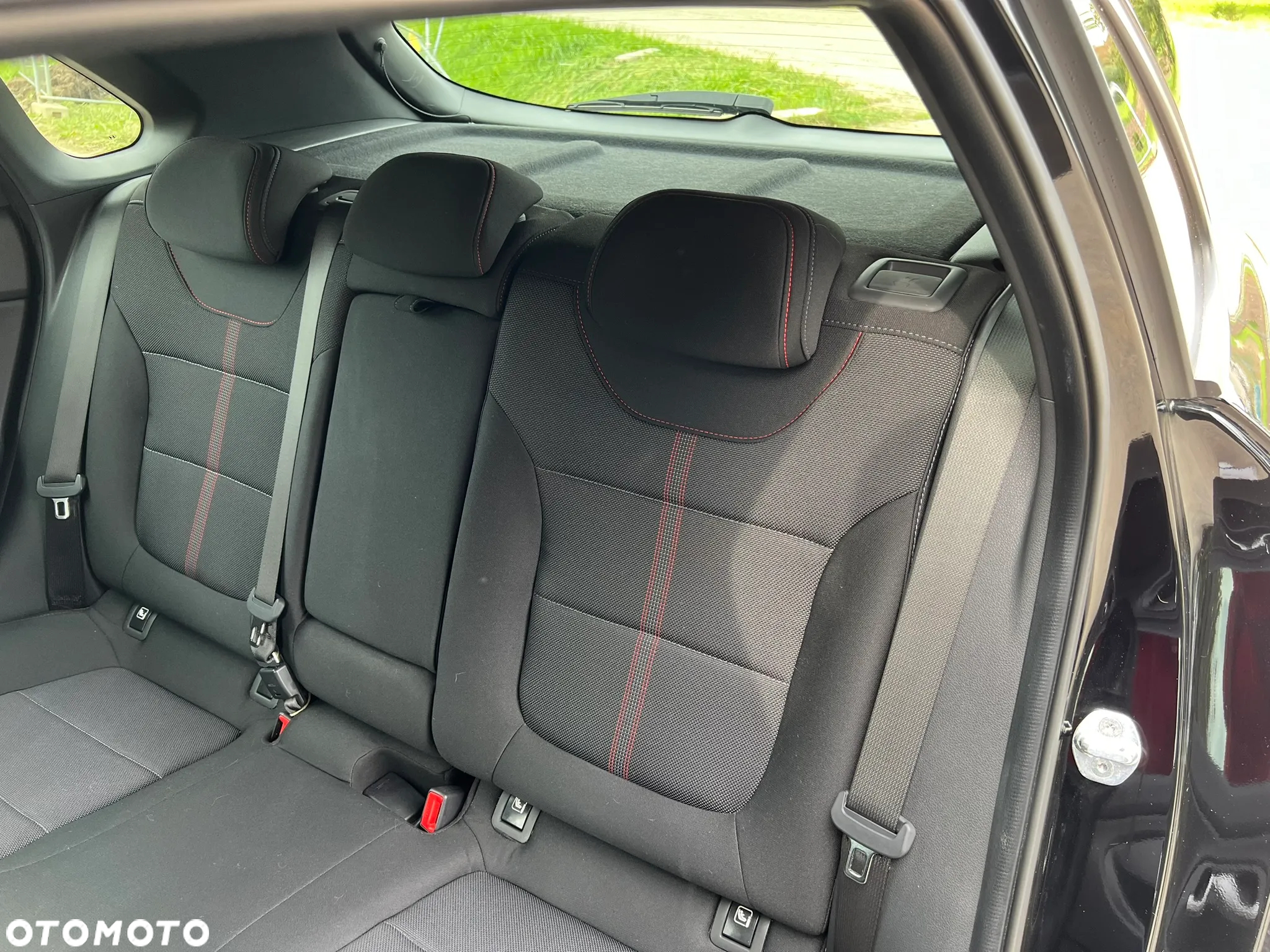 Hyundai i30 1.5 T-GDI 48V-Hybrid N-Line - 15