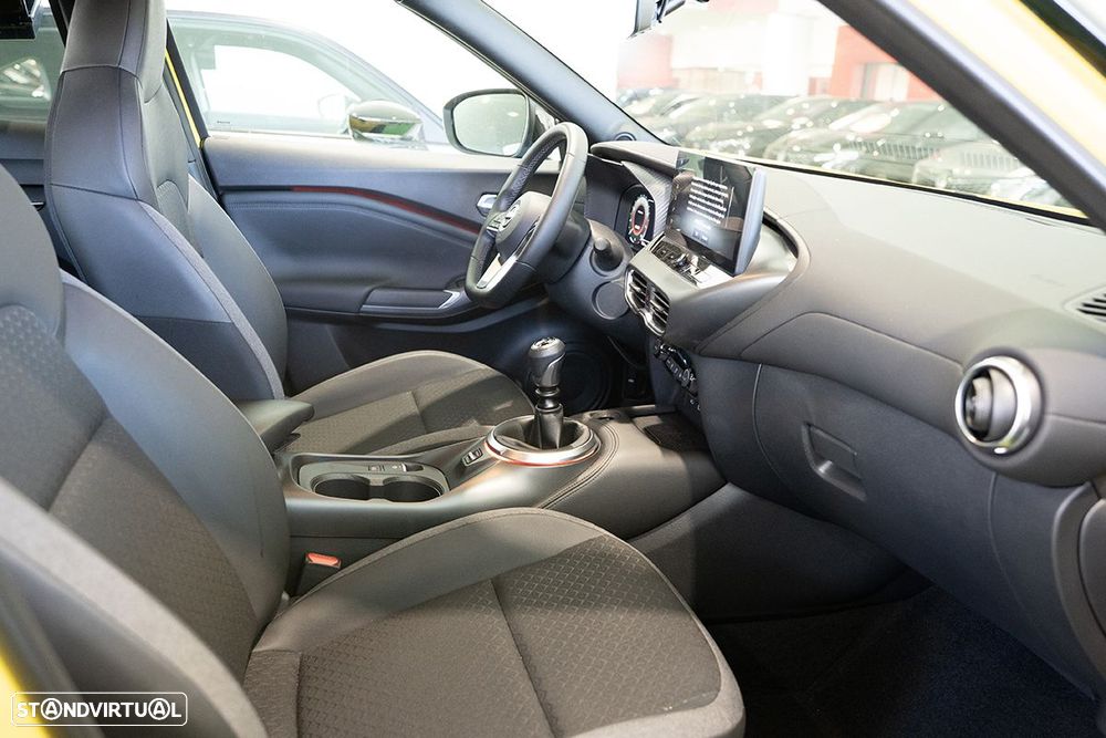 Nissan Juke 1.0 DIG-T N-Connecta - 19