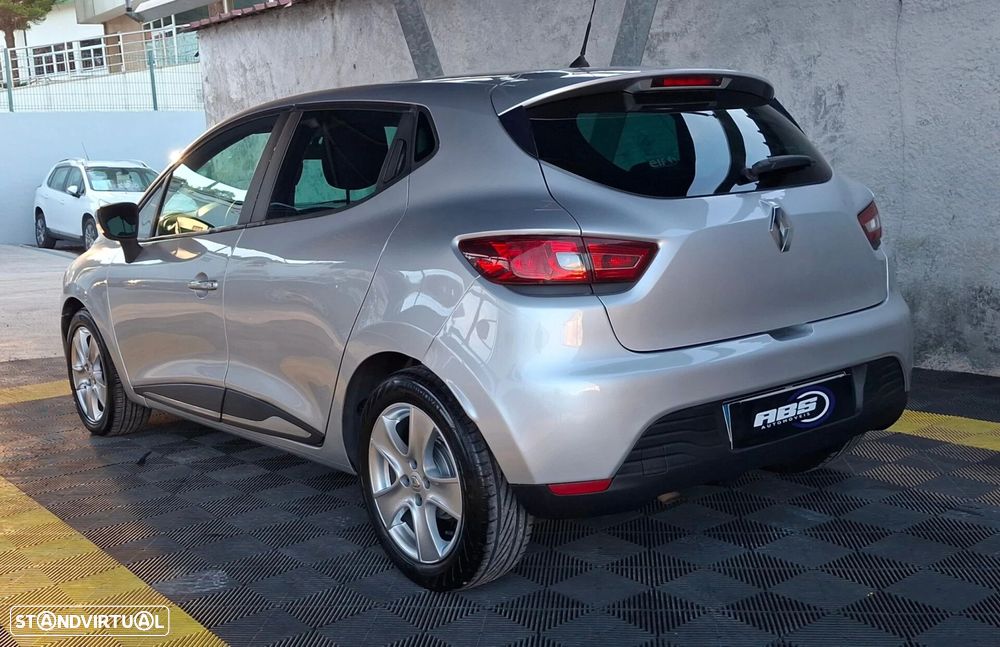 Renault Clio 1.5 dCi Dynamique S - 3