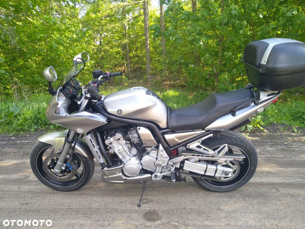 Yamaha FZ - 5