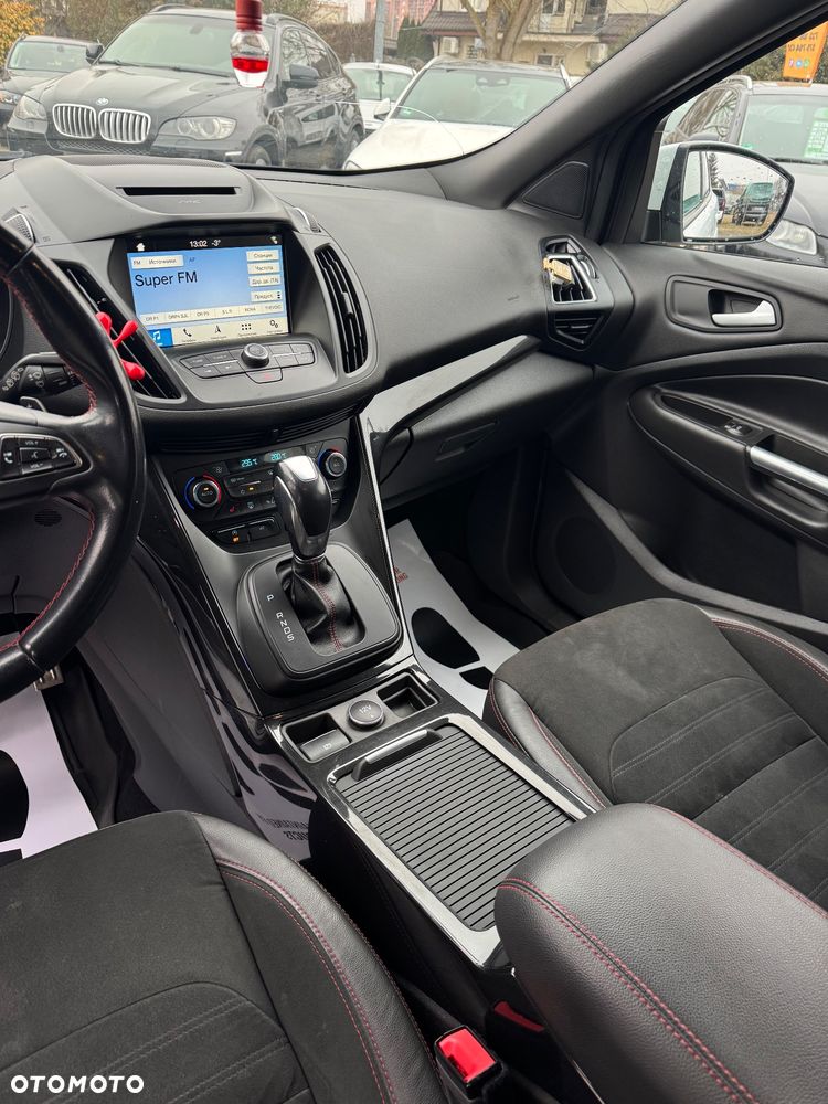 Ford Kuga 2.0 EcoBlue 4x4 ST-LINE - 18