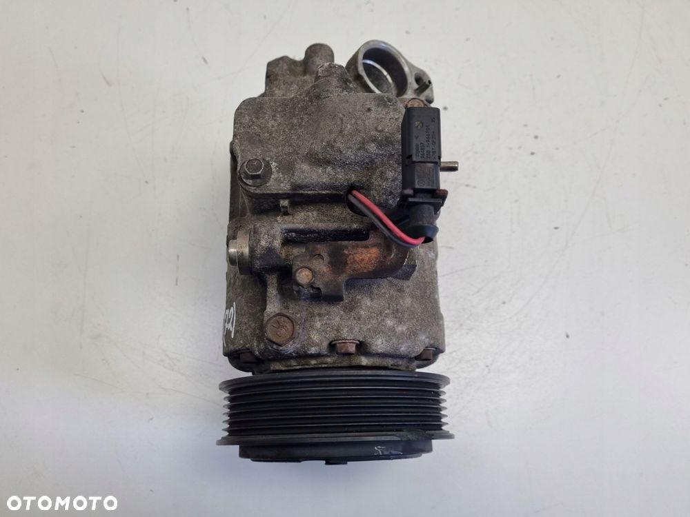 SPRĘŻARKA KLIMATYZACJI VW Fox 1.2 6V _ pompa 6Q0820808C - 4