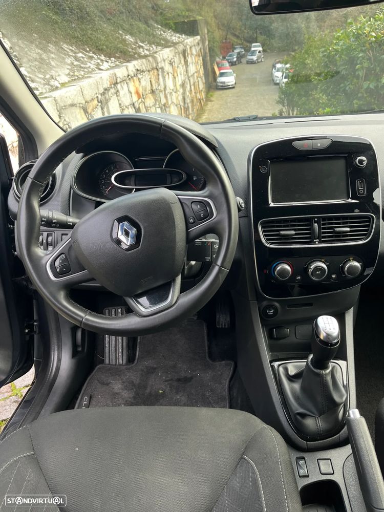 Renault Clio Sport Tourer Energy TCe 90 Start & Stop Limited - 4