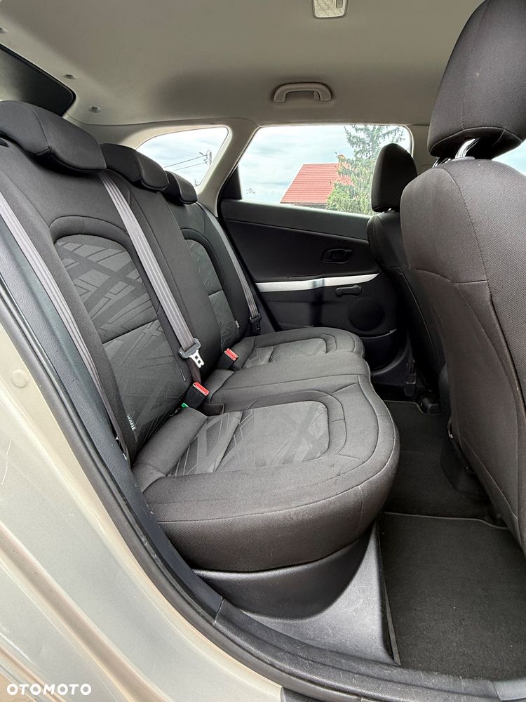 Kia Ceed 1.4 CVVT Dream Team Edition - 24