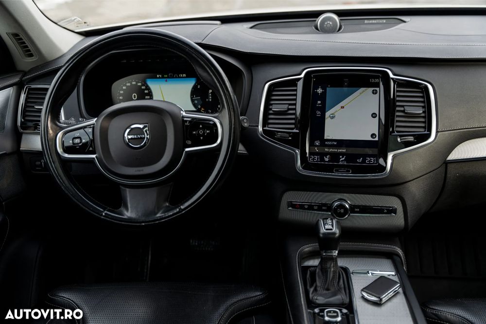 Volvo XC 90 D5 AWD Geartronic Inscription - 24