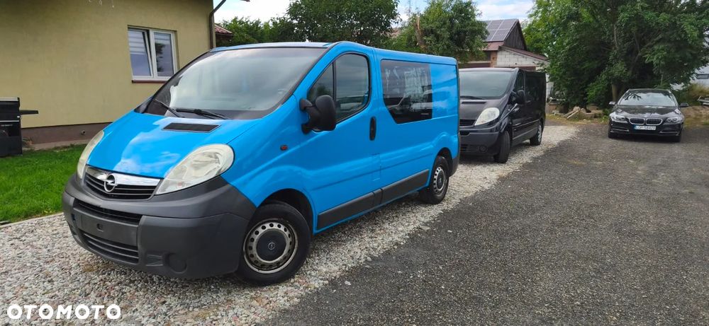 Opel VIVARO - 28
