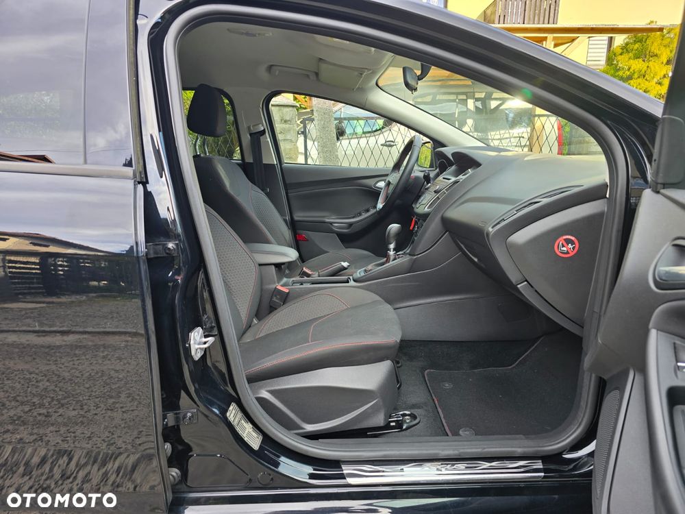 Ford Focus 1.0 EcoBoost ST-Line Red ASS - 31