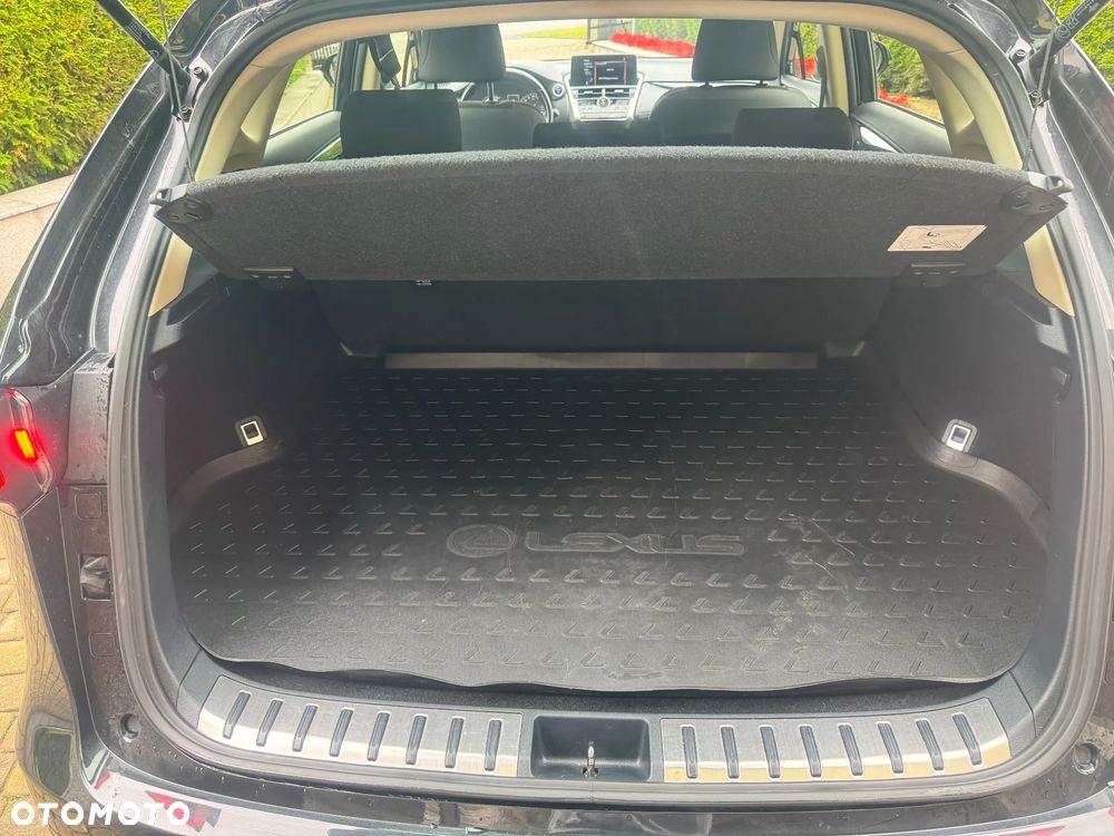 Lexus NX 350h Business AWD - 7