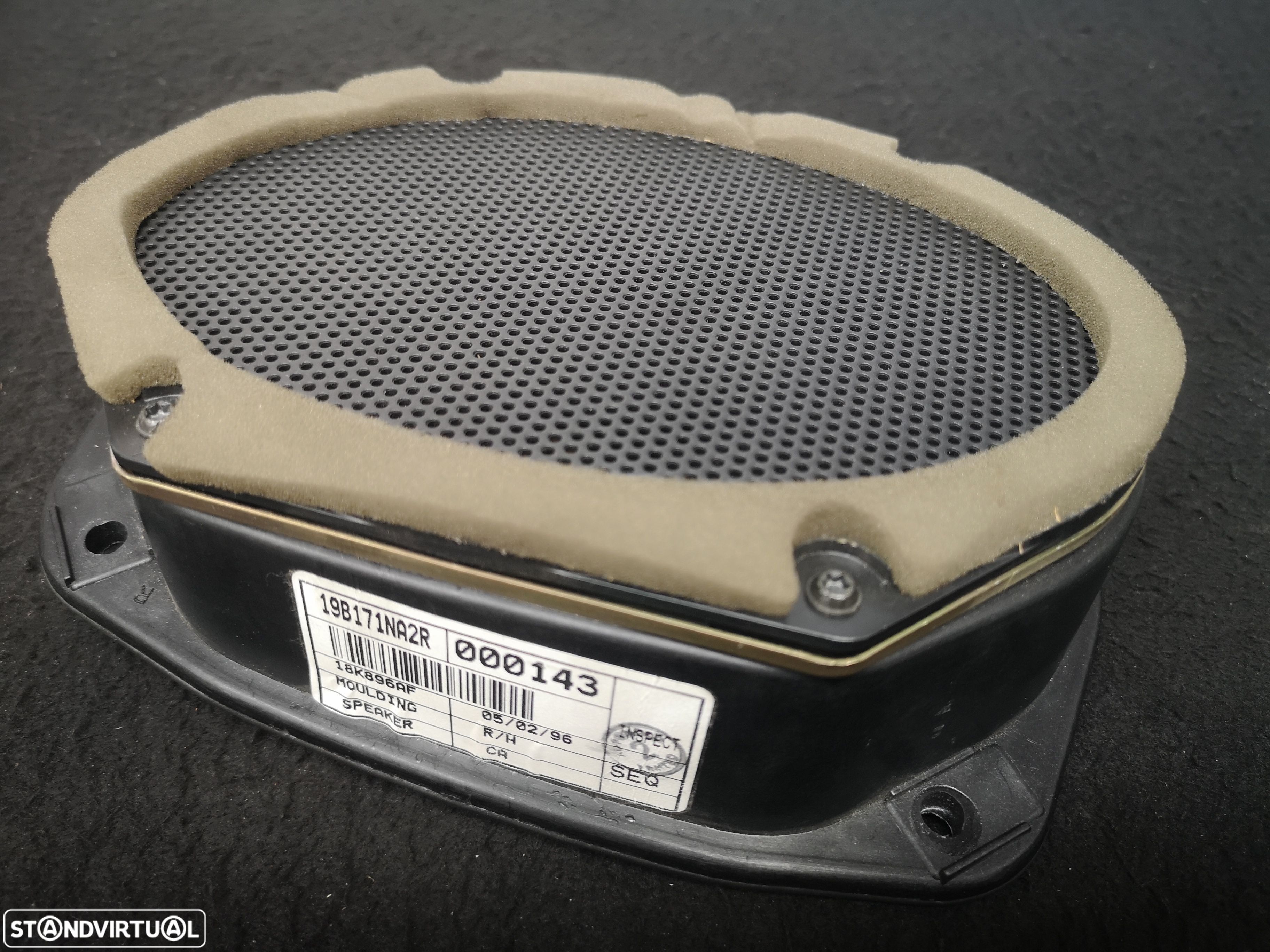 Coluna de som originais  Jaguar s-type Type-s 2004 - 1