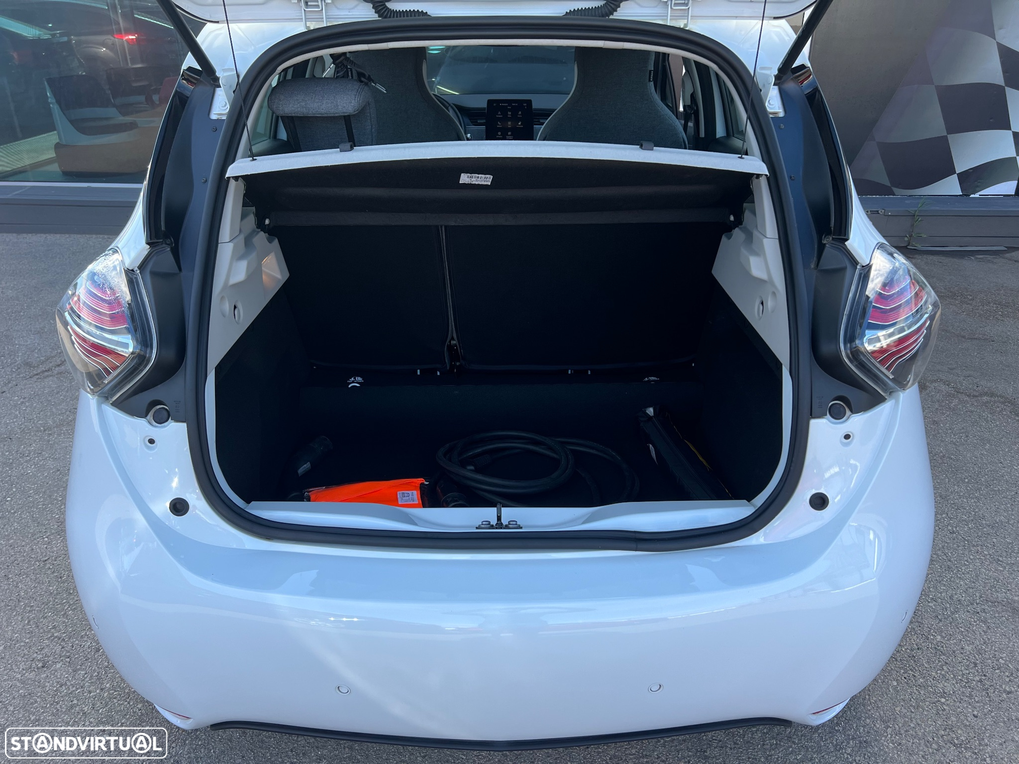 Renault Zoe (c/ Bateria) Limited 50 - 20