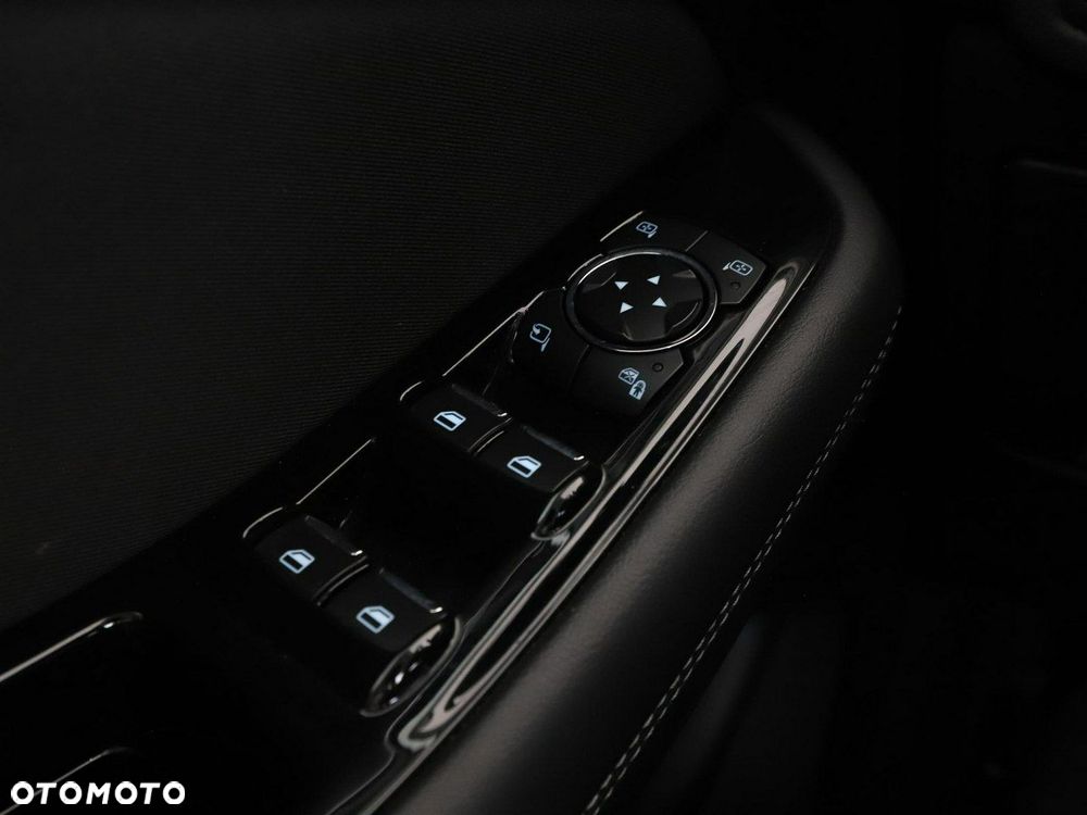 Ford S-Max 2.0 EcoBlue Titanium - 37