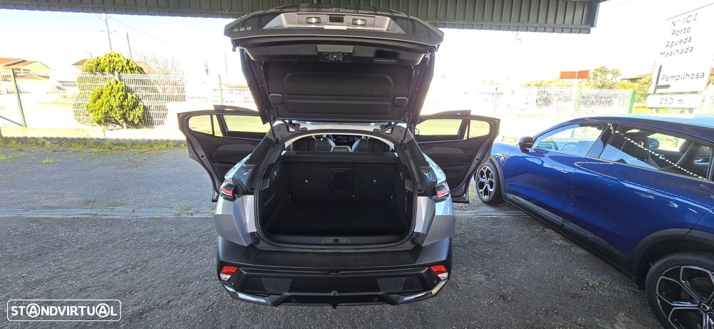 Peugeot 408 1.2 PureTech Allure Pack EAT8 - 26
