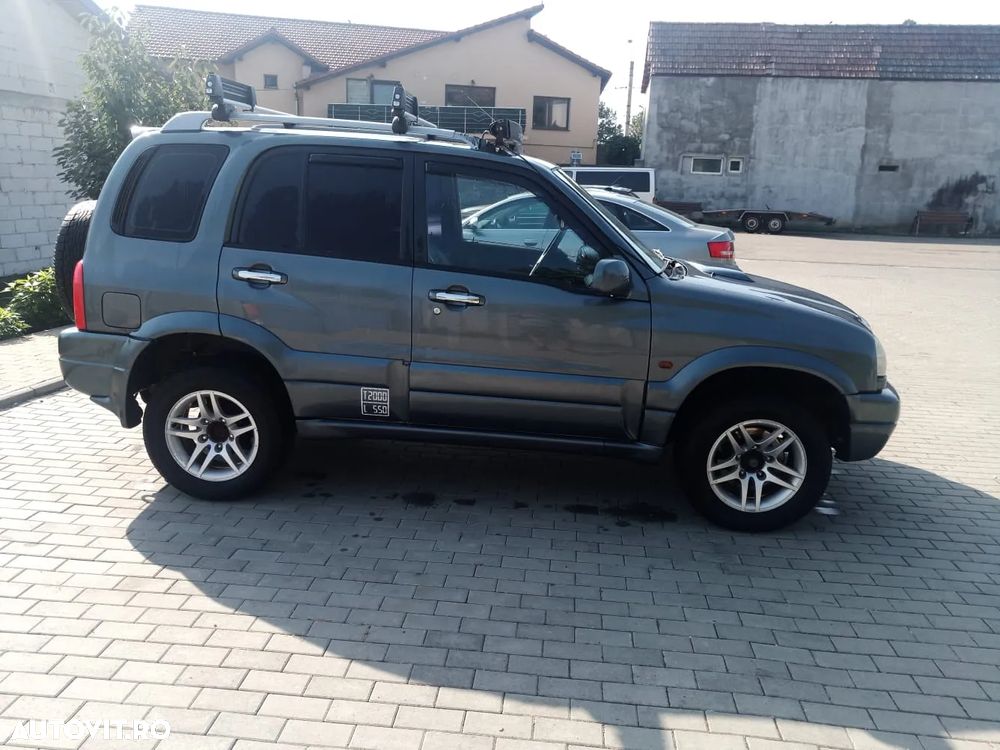 Suzuki Grand Vitara 2.0 TD A/C - 3