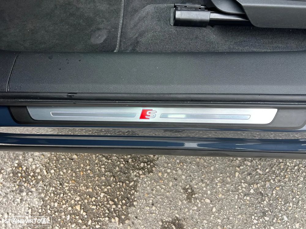 Audi Q8 e-Tron Sportback 50 quattro S line - 18