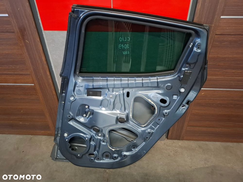Drzwi prawy tył Renault Clio IV 2018 rok delikatnie uszkodzone kolor TEKPN - 5