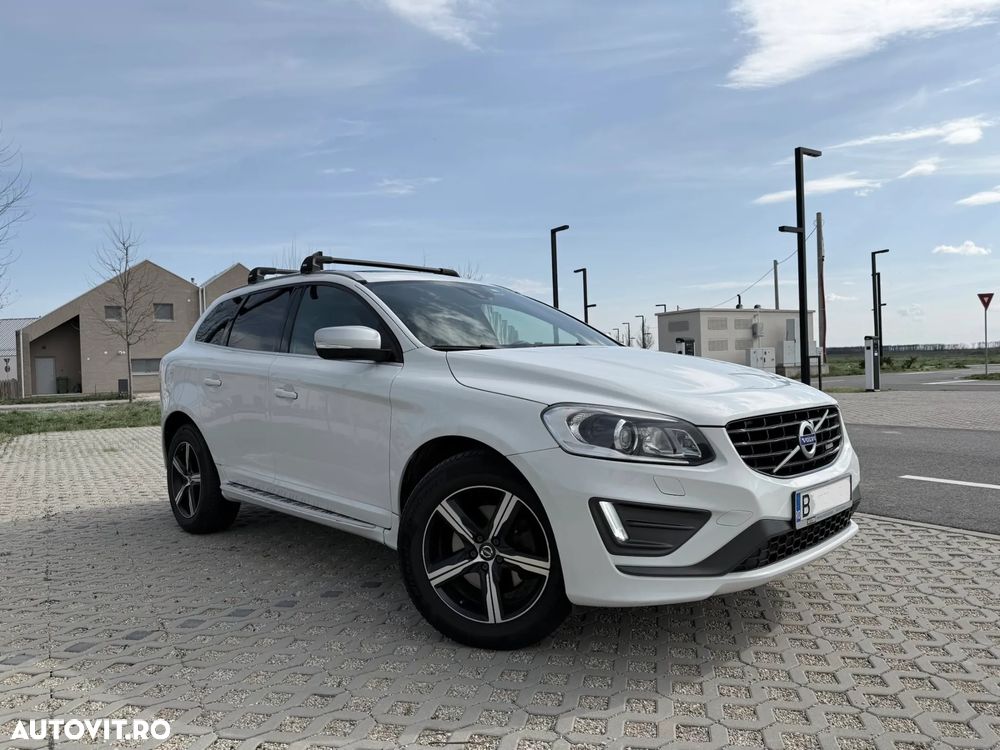 Volvo XC 60 D5 AWD Geartronic Momentum - 1