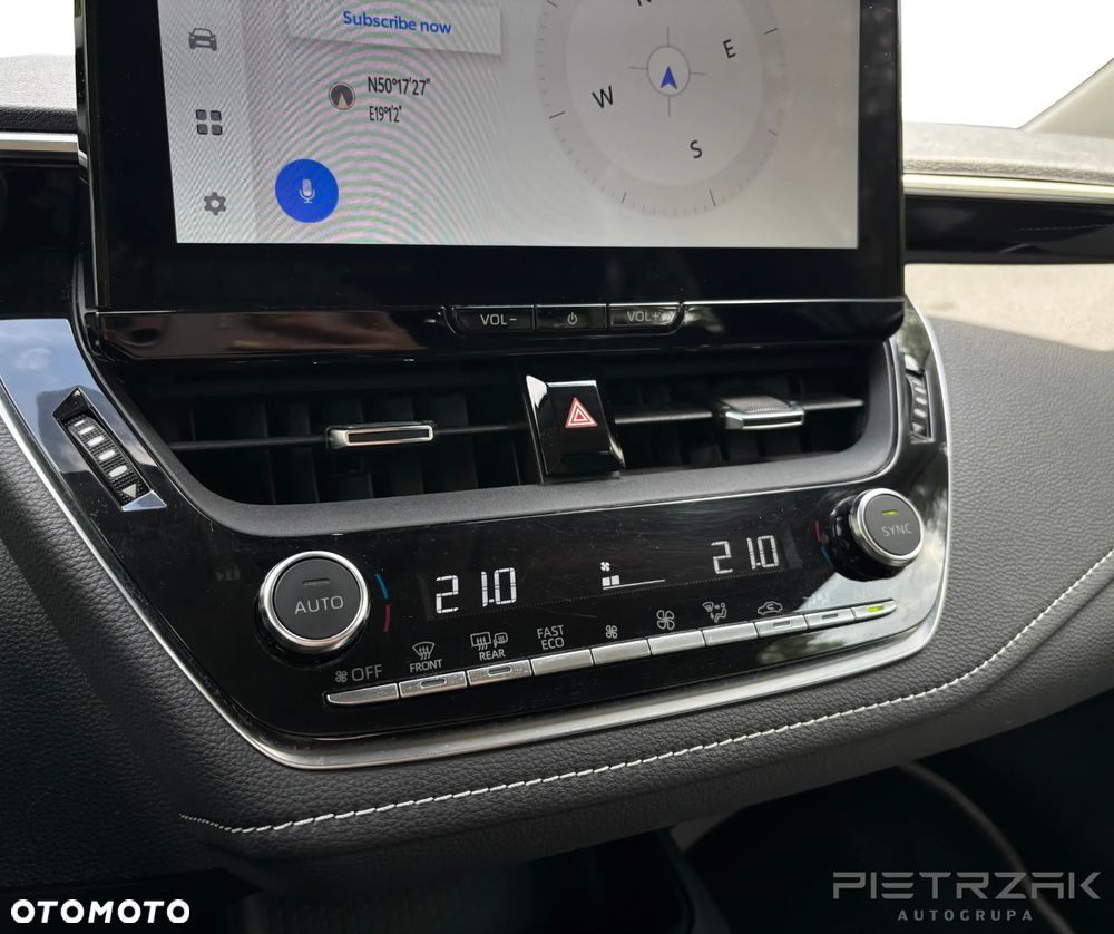 Toyota Corolla 1.8 Hybrid Comfort - 22