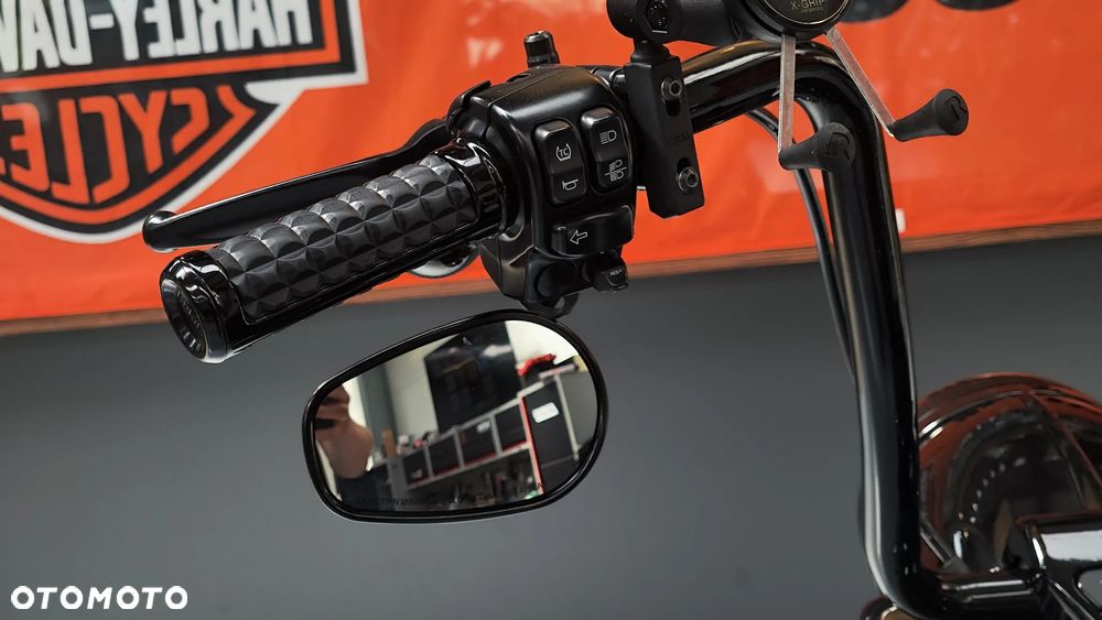 Harley-Davidson Touring Road King - 34