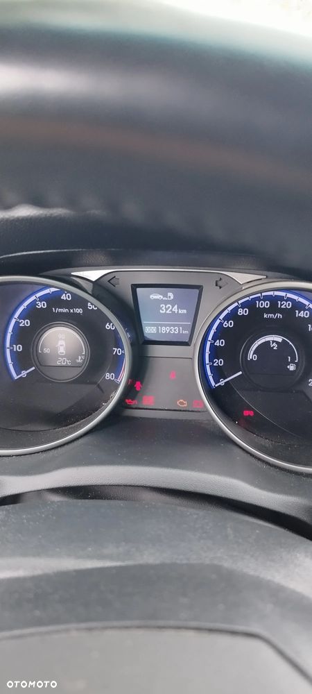 Hyundai ix35 - 14