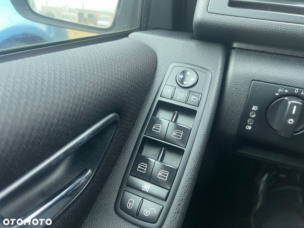 Mercedes-Benz Klasa A 170 Avantgarde - 16