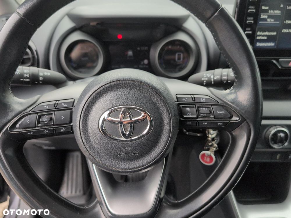 Toyota Yaris - 16