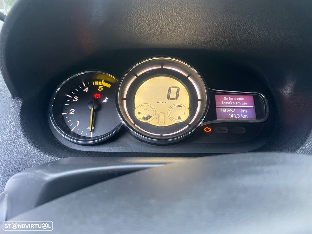 Renault Mégane Sport Tourer - 15