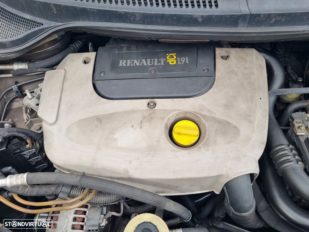 Renault Scénic - 19