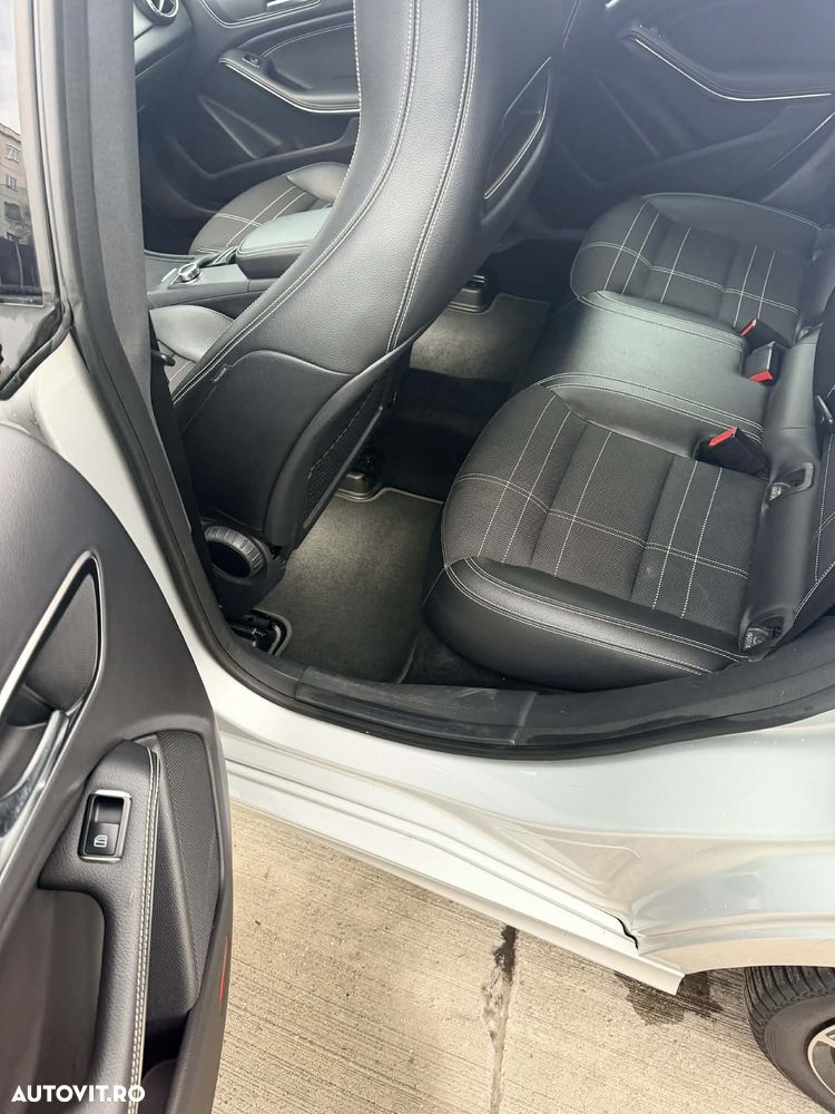 Mercedes-Benz CLA - 9