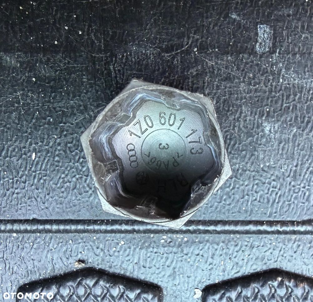 Skoda Superb 1.8 TSI Ambition DSG - 32