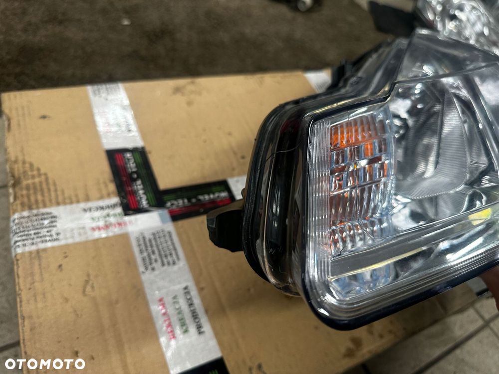 citroen c3 ii lift 10-16 ds3 10-14 lewa lampa przód 9677038280-04 - 10