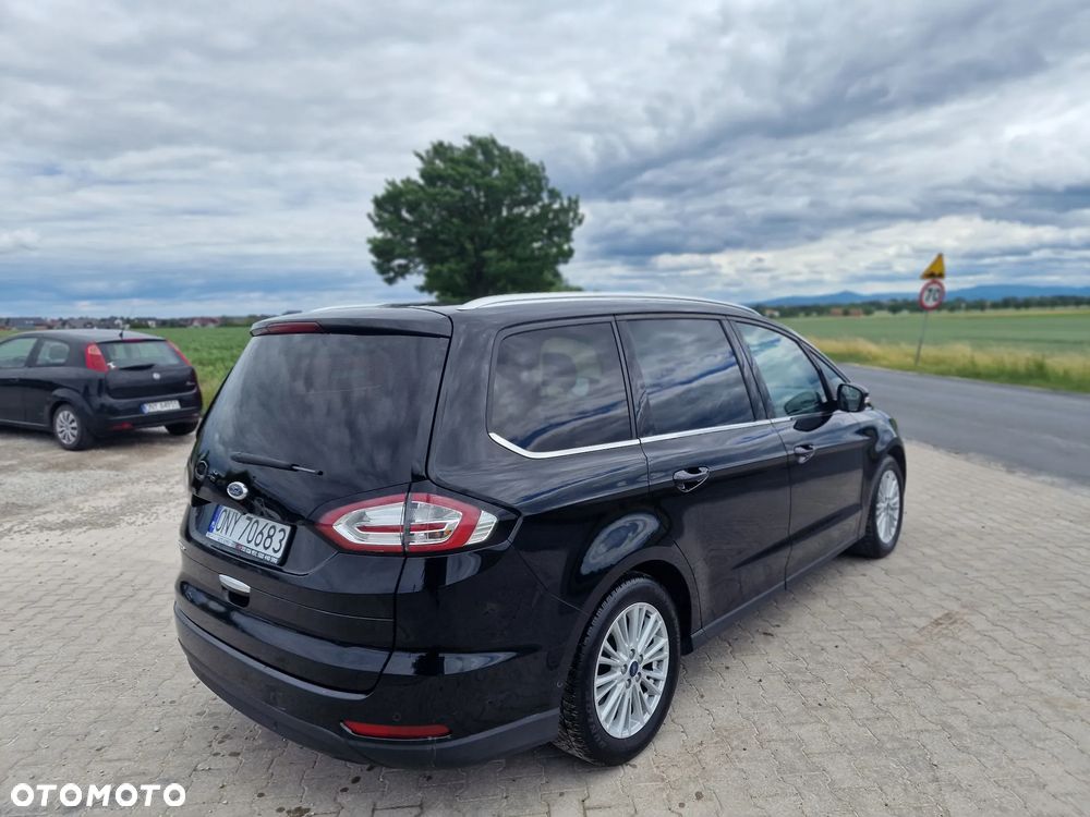 Ford Galaxy 2.0 EcoBlue Twin-Turbo Titanium - 12