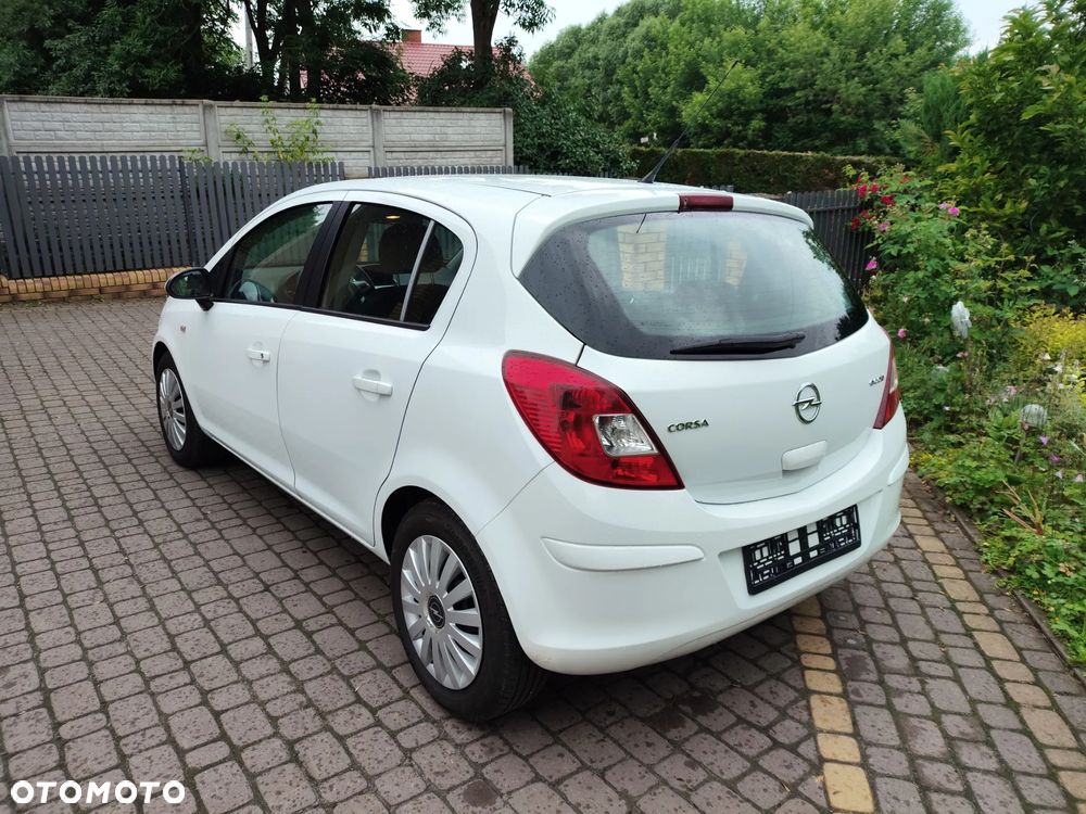 Opel Corsa - 18