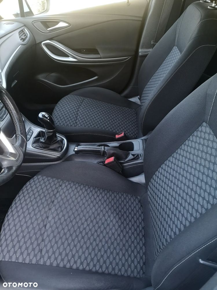 Opel Astra 1.6 D (CDTI) Innovation - 11