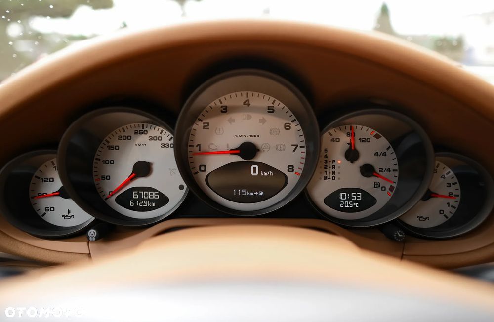 Porsche 911 - 29