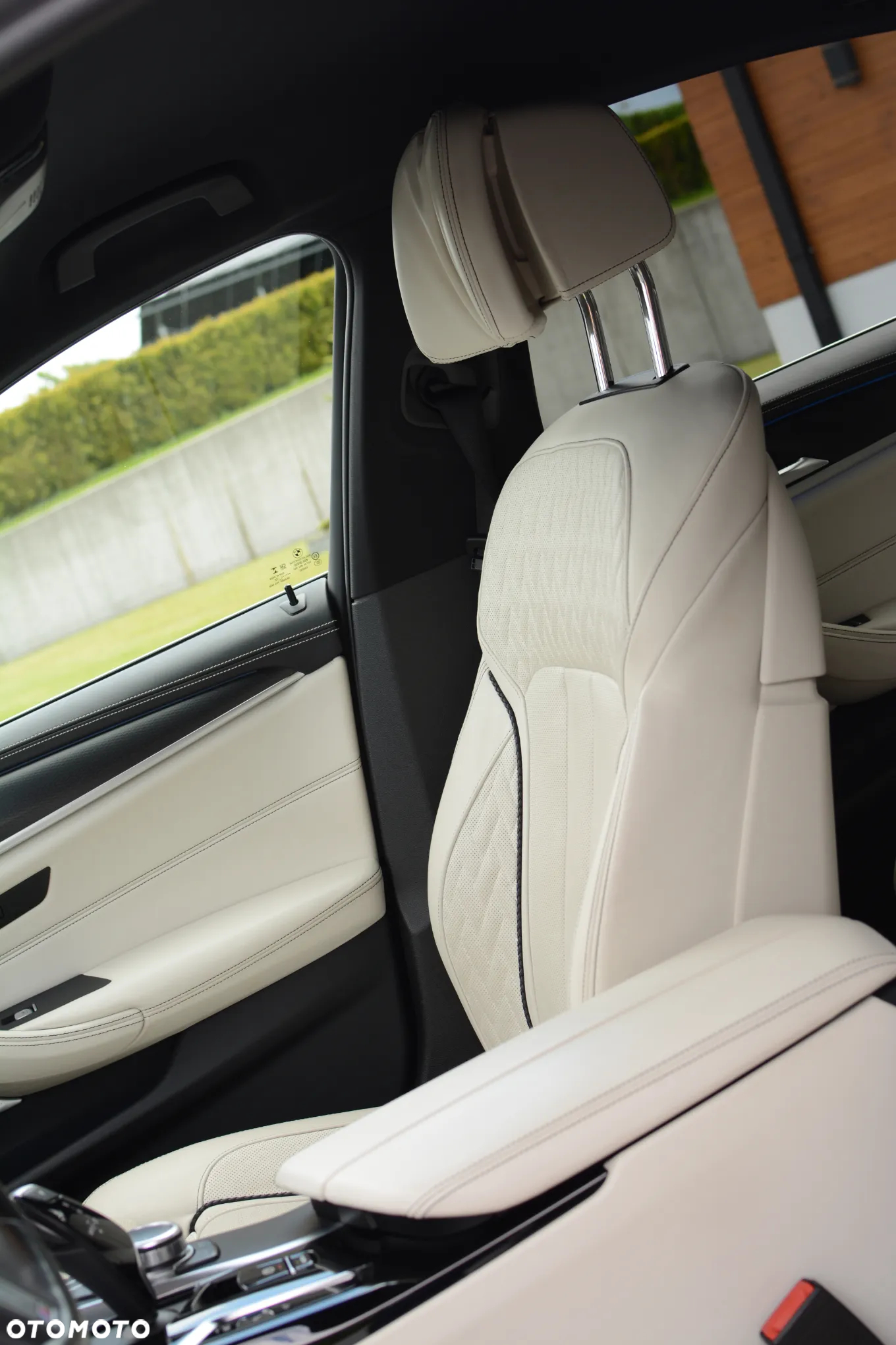 BMW Seria 5 545e xDrive M Sport sport - 39