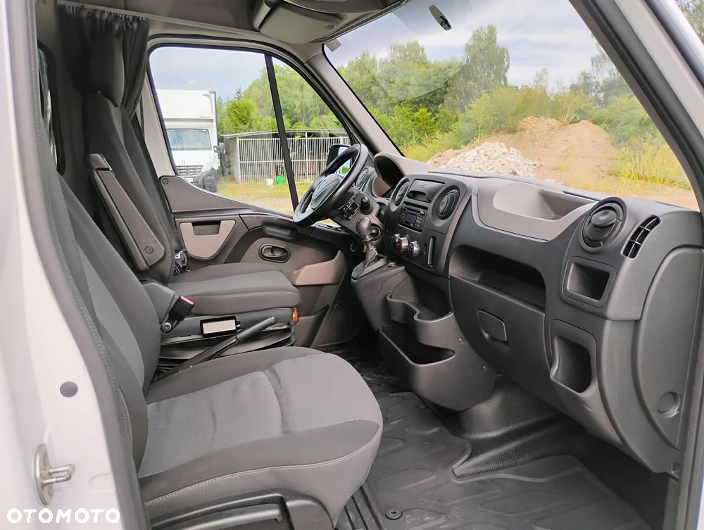 Renault Master - 15