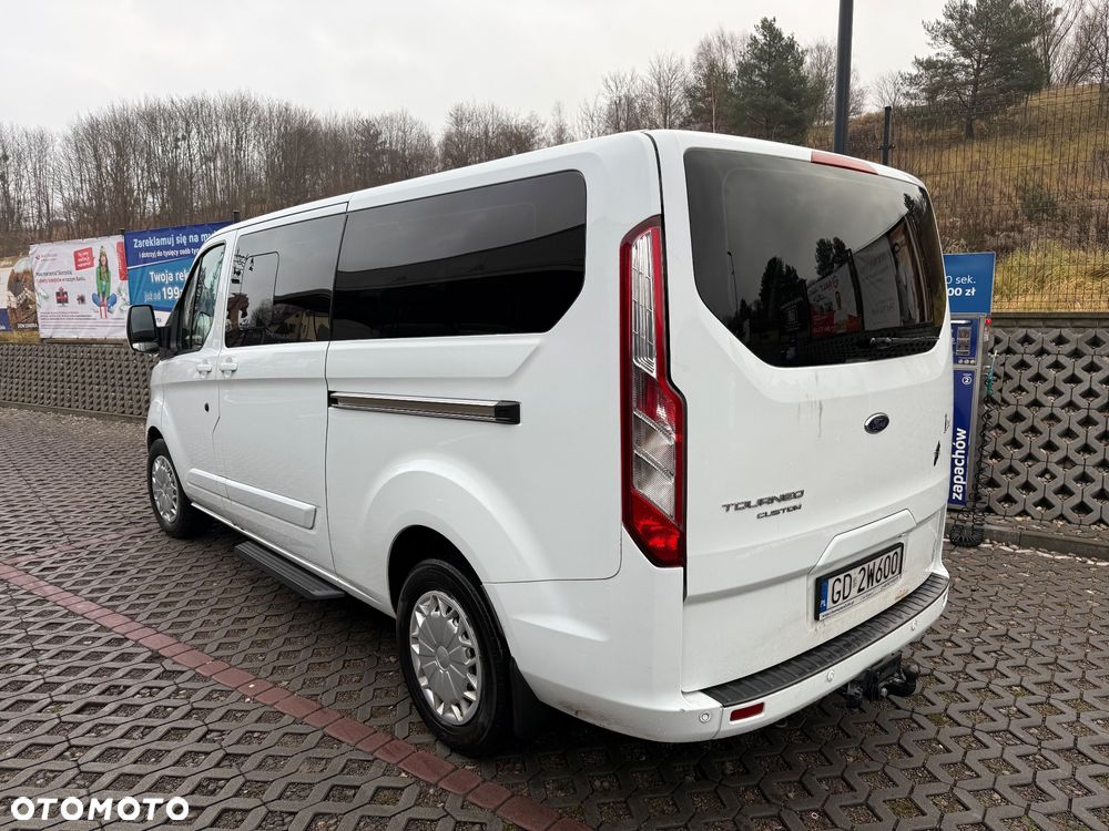 Ford Tourneo Custom 2.0 TDCi L1 Sport - 4