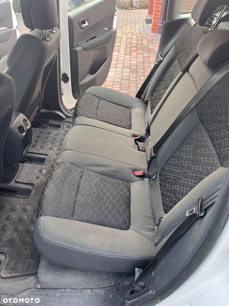 Peugeot 3008 HDi 115 Active - 16