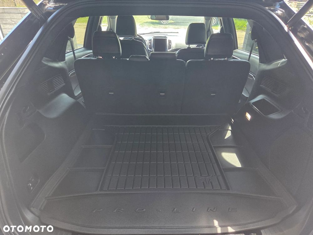Ford Edge - 17
