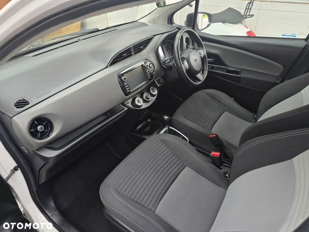 Toyota Yaris - 20