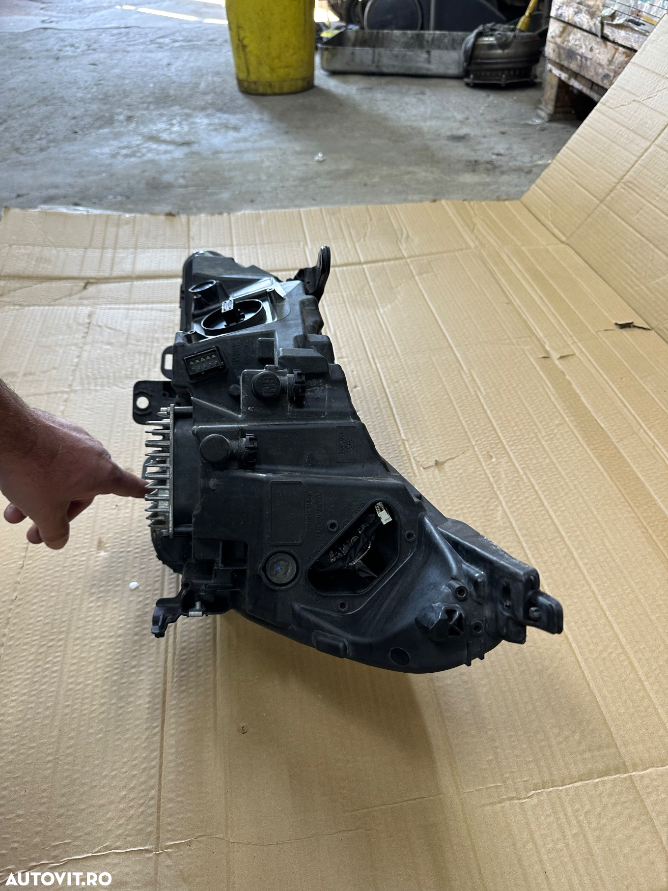 Far dreapta full led matrix OPEL ASTRA K an 2016-2020 fara defect cod original 39023763 - 7