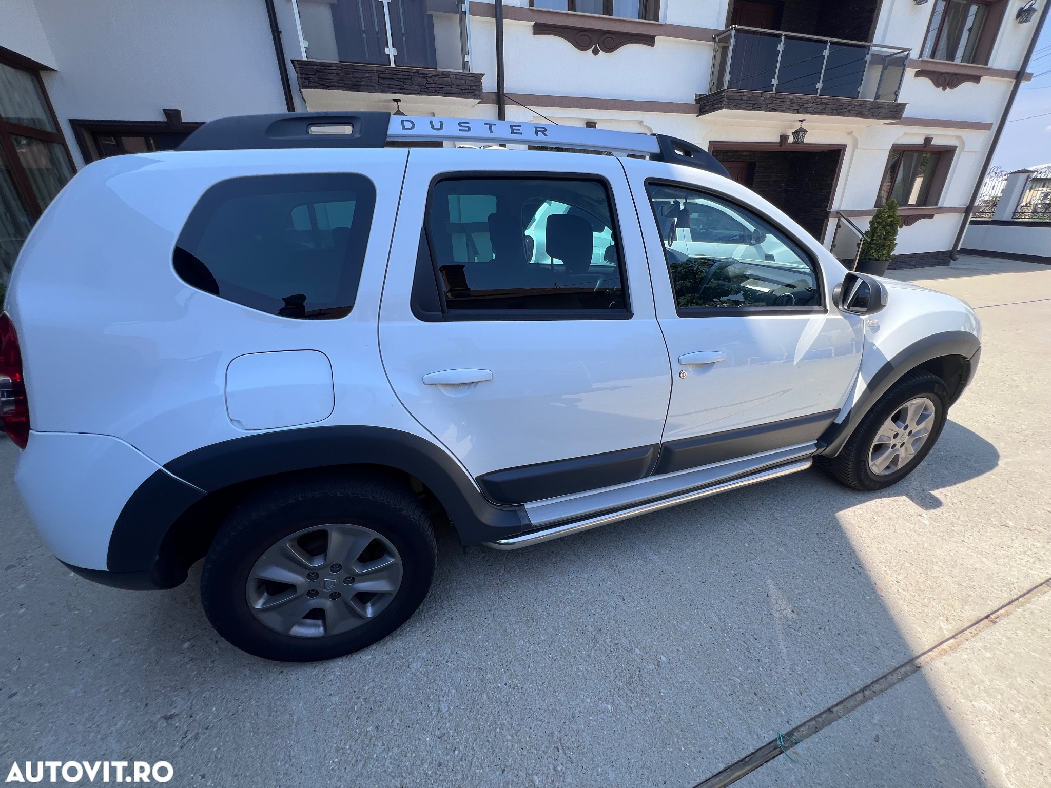 Dacia Duster TCe 125 4x2 Laureate - 10