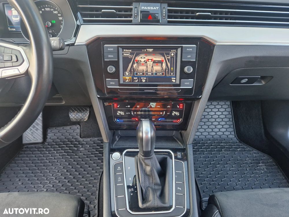 Volkswagen Passat - 17