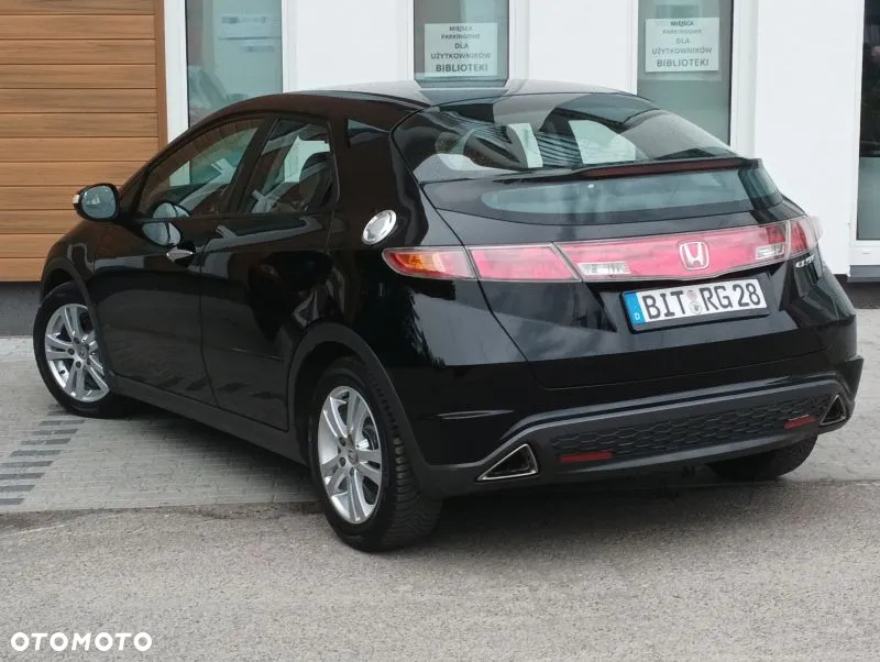 Honda Civic 1.8i-VTEC Executive - 11