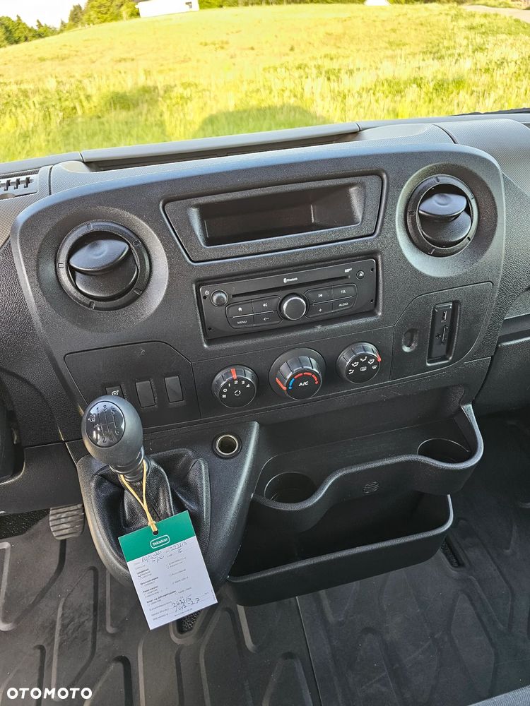 Renault Master - 18