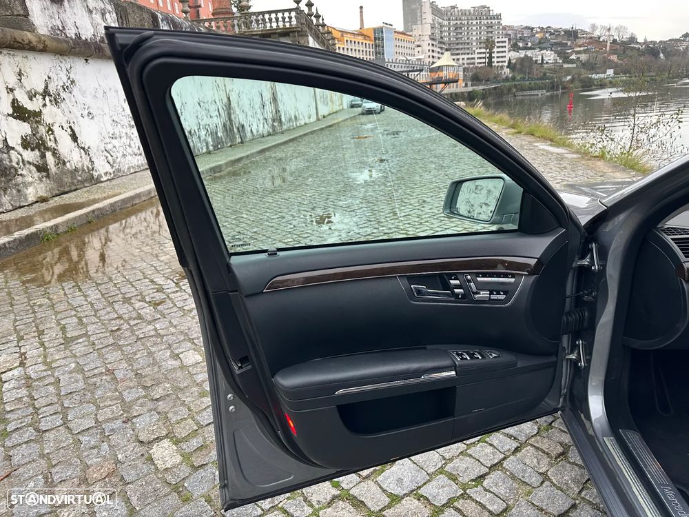 Mercedes-Benz S 400 Hybrid - 11