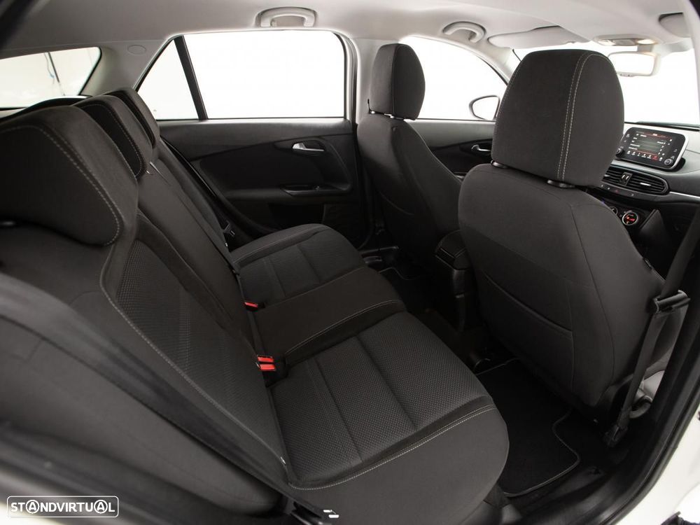 Fiat Tipo Station Wagon 1.3 M-Jet Lounge - 11